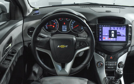 Chevrolet Cruze II, 2010 год, 710 000 рублей, 12 фотография