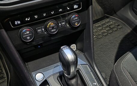 Volkswagen Tiguan II, 2017 год, 2 950 000 рублей, 12 фотография