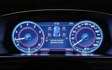 Volkswagen Tiguan II, 2017 год, 2 950 000 рублей, 15 фотография