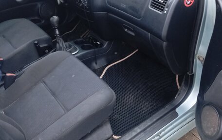 Mitsubishi Space Star I рестайлинг, 2003 год, 350 000 рублей, 11 фотография