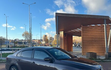 Volkswagen Jetta VI, 2016 год, 1 075 000 рублей, 5 фотография