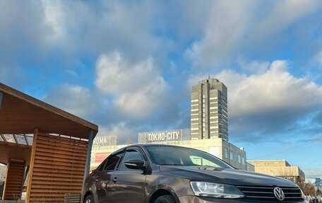 Volkswagen Jetta VI, 2016 год, 1 075 000 рублей, 4 фотография