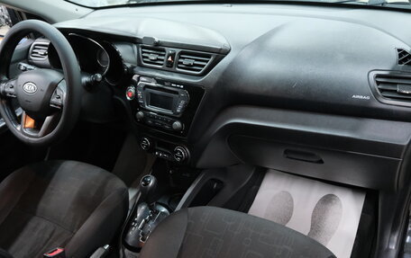 KIA Rio III рестайлинг, 2012 год, 999 000 рублей, 20 фотография