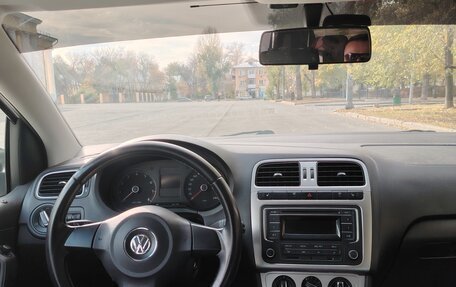 Volkswagen Polo VI (EU Market), 2013 год, 950 000 рублей, 16 фотография