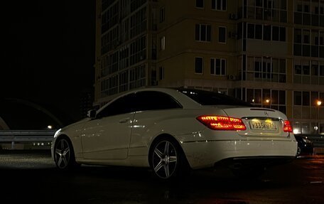 Mercedes-Benz E-Класс, 2010 год, 1 540 000 рублей, 6 фотография