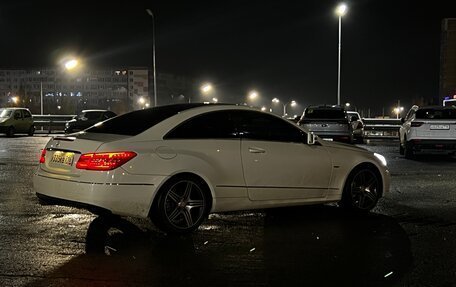 Mercedes-Benz E-Класс, 2010 год, 1 540 000 рублей, 5 фотография