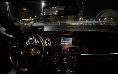 Mercedes-Benz E-Класс, 2010 год, 1 540 000 рублей, 13 фотография