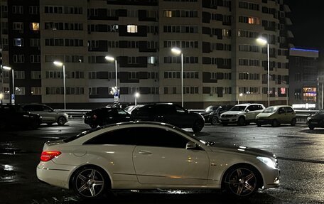 Mercedes-Benz E-Класс, 2010 год, 1 540 000 рублей, 4 фотография