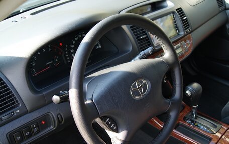 Toyota Camry V40, 2002 год, 1 700 000 рублей, 21 фотография