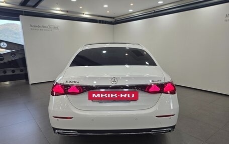 Mercedes-Benz E-Класс, 2025 год, 6 715 000 рублей, 4 фотография