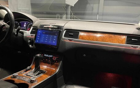 Volkswagen Touareg III, 2013 год, 2 500 000 рублей, 11 фотография