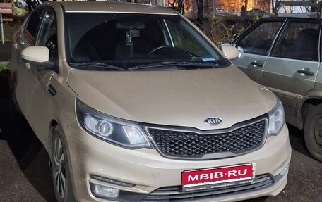 KIA Rio III рестайлинг, 2015 год, 900 000 рублей, 1 фотография