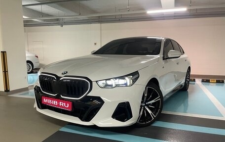 BMW 5 серия, 2025 год, 6 220 000 рублей, 1 фотография