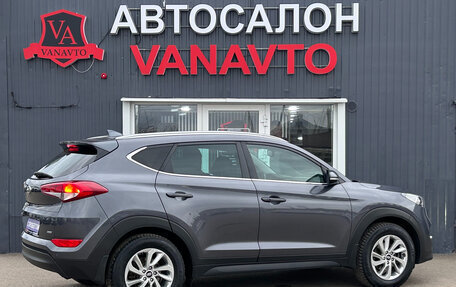 Hyundai Tucson III, 2018 год, 2 380 000 рублей, 8 фотография