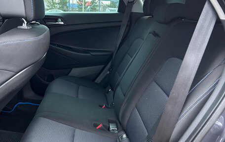 Hyundai Tucson III, 2018 год, 2 380 000 рублей, 10 фотография