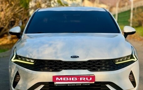 KIA K5, 2021 год, 1 540 000 рублей, 3 фотография