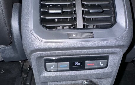 Volkswagen Tiguan II, 2021 год, 3 000 000 рублей, 4 фотография