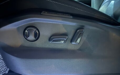 Volkswagen Tiguan II, 2021 год, 3 000 000 рублей, 10 фотография