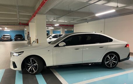 BMW 5 серия, 2025 год, 6 220 000 рублей, 3 фотография