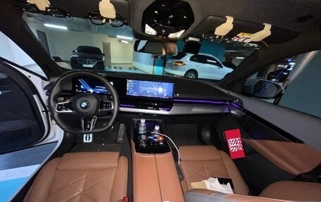 BMW 5 серия, 2025 год, 6 220 000 рублей, 7 фотография