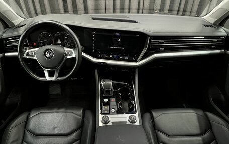 Volkswagen Touareg III, 2020 год, 5 799 900 рублей, 10 фотография