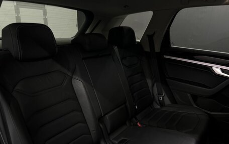 Volkswagen Touareg III, 2020 год, 5 799 900 рублей, 18 фотография