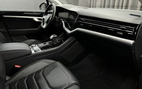 Volkswagen Touareg III, 2020 год, 5 799 900 рублей, 21 фотография