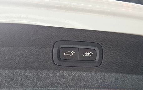 Volvo XC90 II рестайлинг, 2022 год, 5 300 000 рублей, 20 фотография