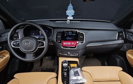 Volvo XC90 II рестайлинг, 2022 год, 5 300 000 рублей, 7 фотография