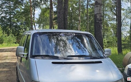 Volkswagen Multivan T4, 2002 год, 1 050 000 рублей, 1 фотография