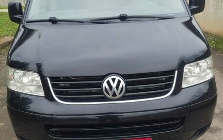 Volkswagen Multivan T5, 2006 год, 1 550 000 рублей, 1 фотография