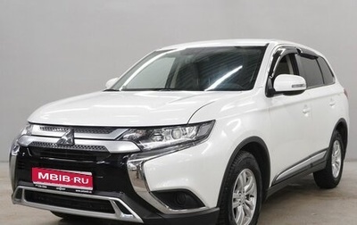 Mitsubishi Outlander III рестайлинг 3, 2018 год, 2 113 000 рублей, 1 фотография