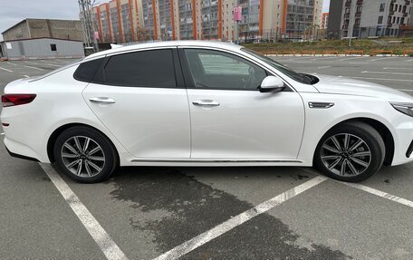 KIA K5 II, 2019 год, 2 200 000 рублей, 20 фотография
