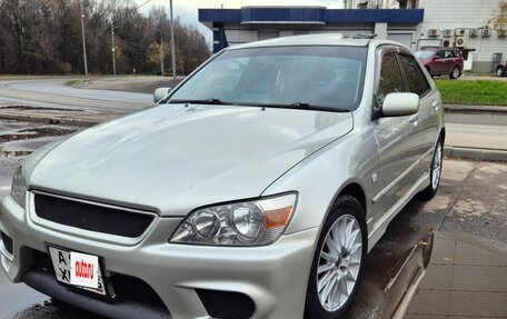 Toyota Altezza, 2001 год, 800 000 рублей, 3 фотография