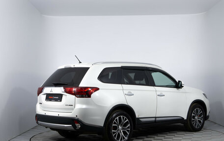 Mitsubishi Outlander III рестайлинг 3, 2015 год, 1 520 000 рублей, 5 фотография