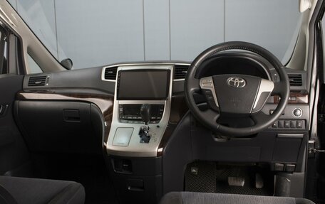 Toyota Vellfire I, 2013 год, 2 700 000 рублей, 6 фотография