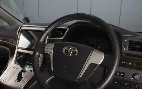 Toyota Vellfire I, 2013 год, 2 700 000 рублей, 12 фотография