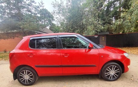 Skoda Fabia II, 2011 год, 590 000 рублей, 3 фотография