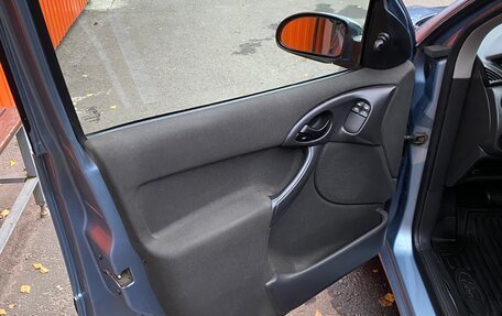 Ford Focus IV, 2004 год, 590 000 рублей, 22 фотография