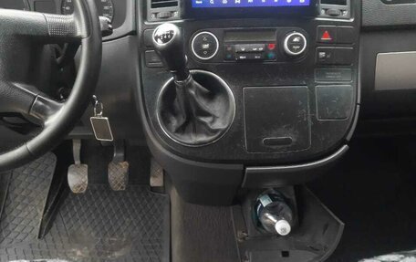 Volkswagen Multivan T5, 2006 год, 1 550 000 рублей, 9 фотография