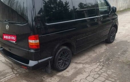 Volkswagen Multivan T5, 2006 год, 1 550 000 рублей, 4 фотография