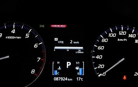 Mitsubishi Outlander III рестайлинг 3, 2018 год, 2 113 000 рублей, 17 фотография