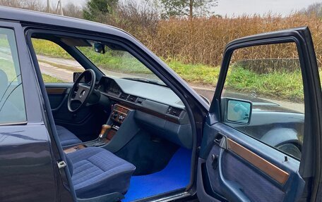 Mercedes-Benz W124, 1989 год, 345 000 рублей, 8 фотография