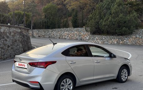 Hyundai Solaris II рестайлинг, 2018 год, 1 500 000 рублей, 13 фотография