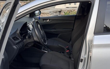 Hyundai Solaris II рестайлинг, 2018 год, 1 500 000 рублей, 26 фотография