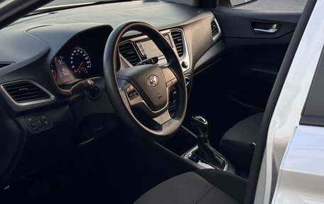 Hyundai Solaris II рестайлинг, 2018 год, 1 500 000 рублей, 32 фотография