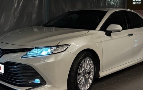 Toyota Camry, 2020 год, 3 890 000 рублей, 1 фотография