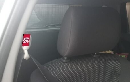 Toyota Ist II, 2002 год, 535 000 рублей, 4 фотография