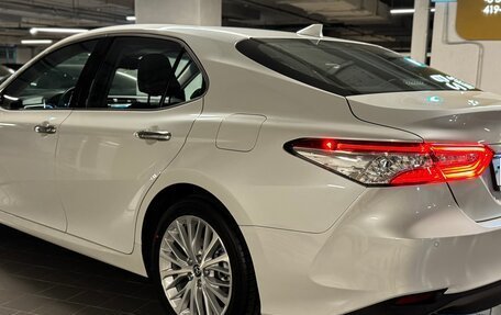 Toyota Camry, 2020 год, 3 890 000 рублей, 3 фотография