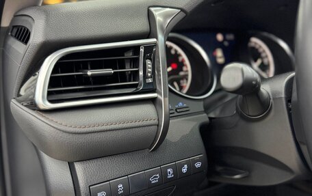 Toyota Camry, 2020 год, 3 890 000 рублей, 13 фотография